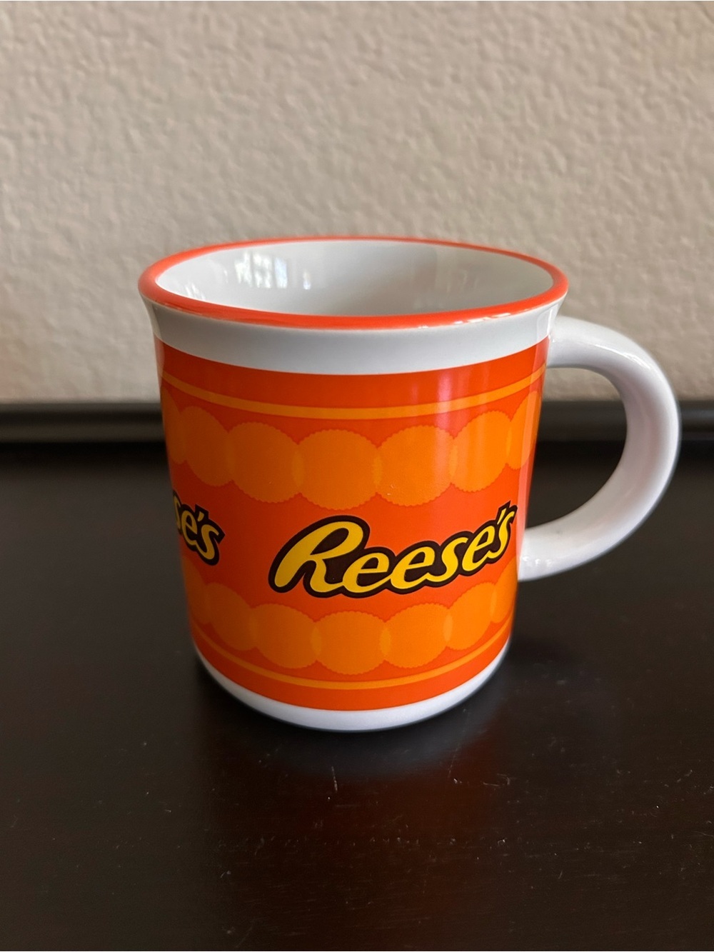officially licensed vintage Reese's Peanut Butter Cups ceramic coffee mug orange